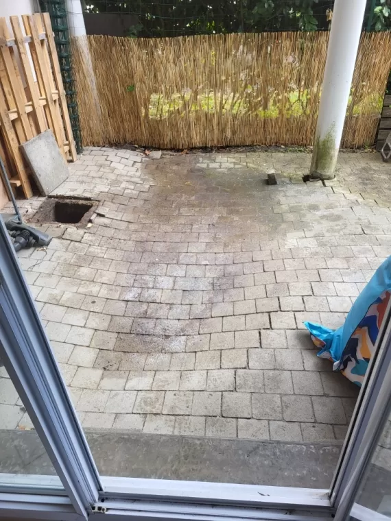 Débouchage de canalisation sur une terrasse à Pessac, Pessac, Hydrocan Assainissement